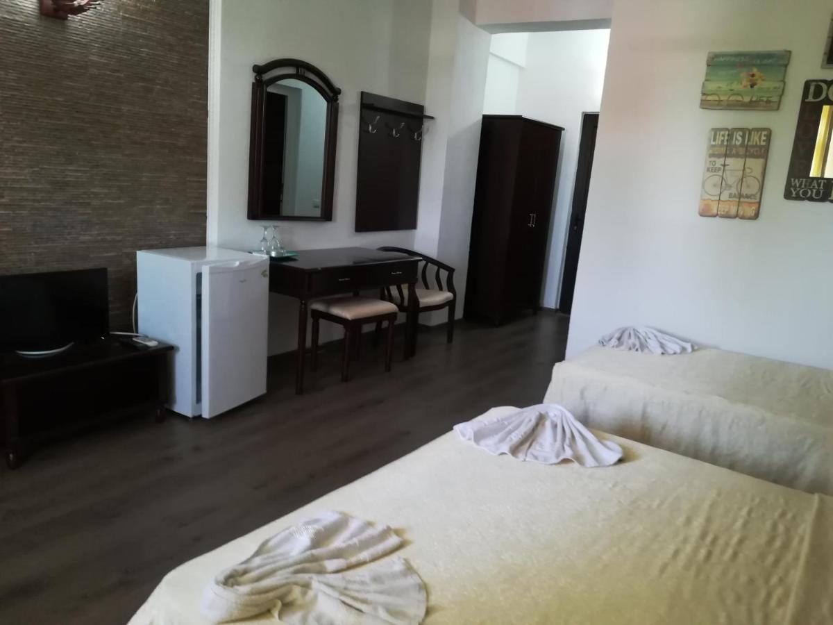 Hotel Perla Costinesti Esterno foto