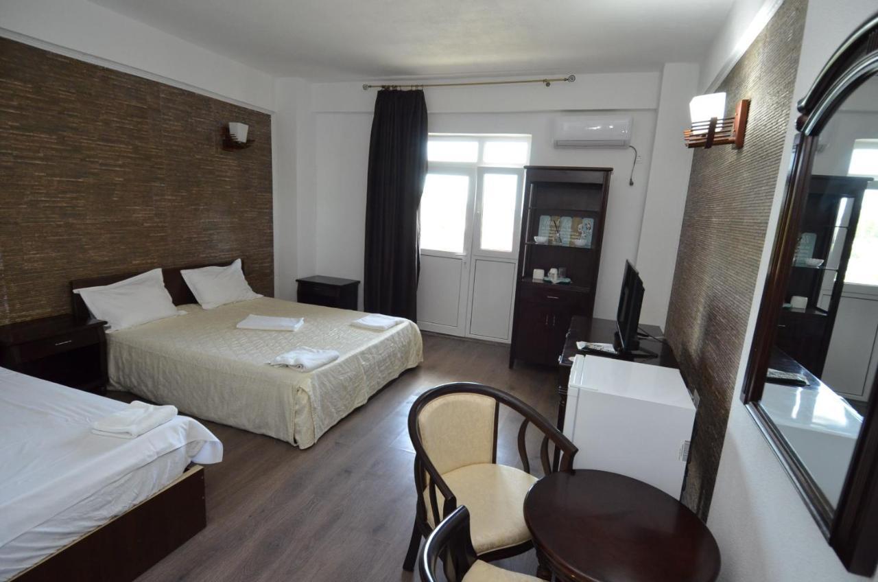 Hotel Perla Costinesti Esterno foto