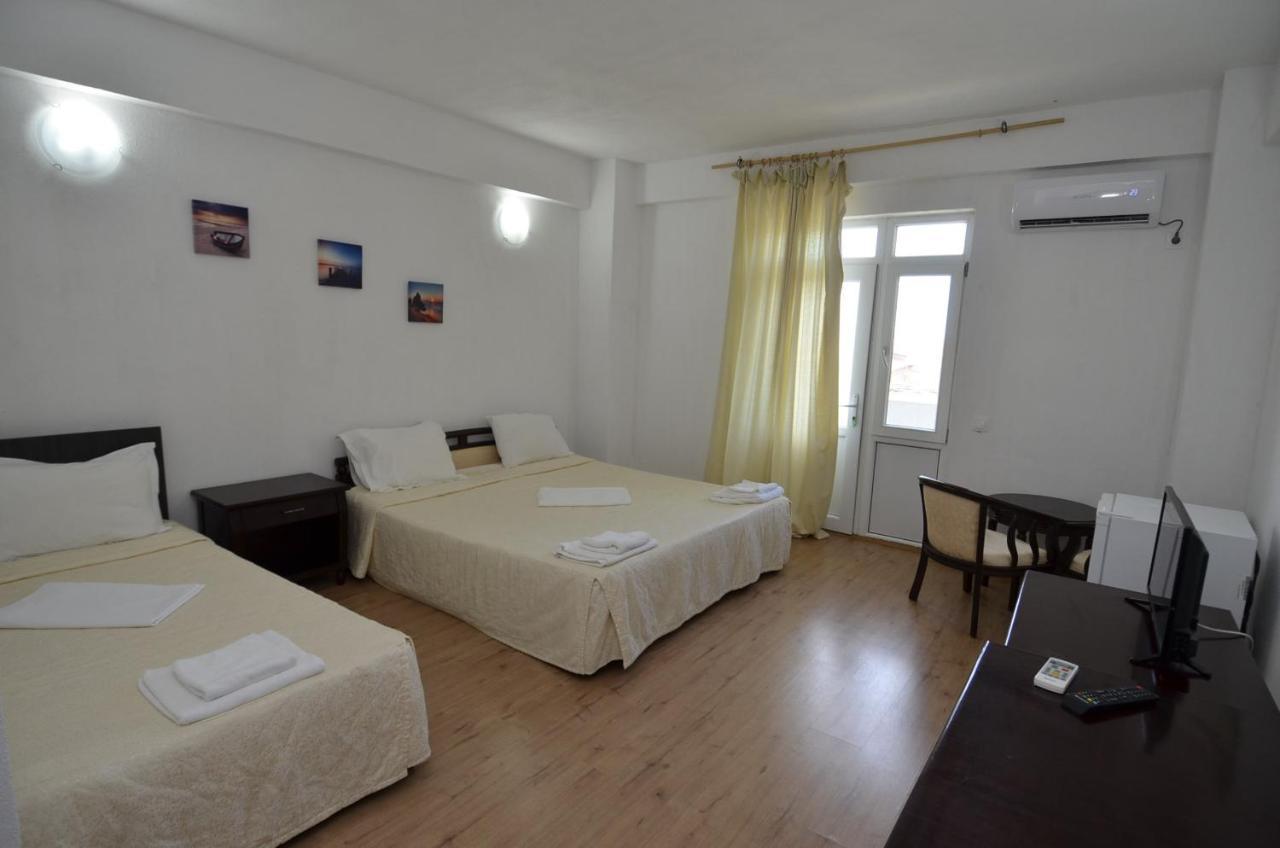 Hotel Perla Costinesti Esterno foto