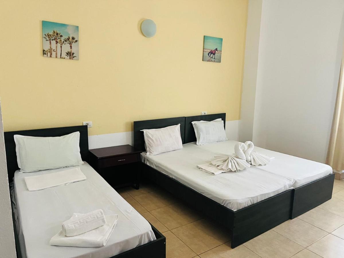 Hotel Perla Costinesti Esterno foto